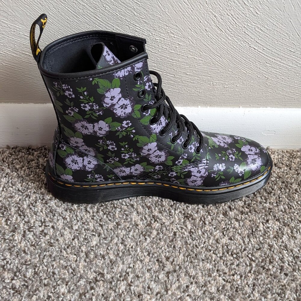 Floral Dr. Martens Zavala Hydro - Picture 6 of 11